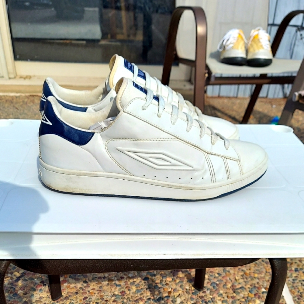 Mens Umbro sneakers